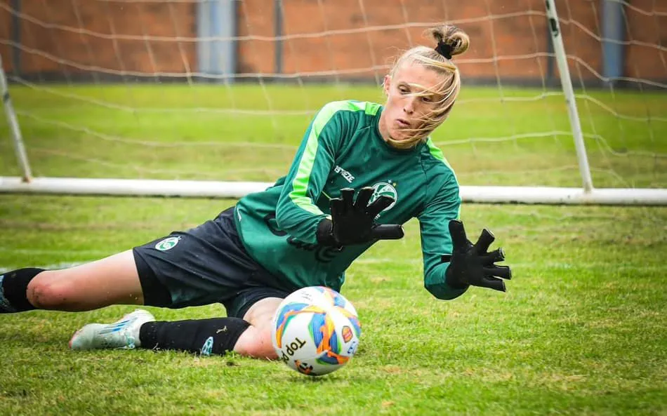 Goleira Renata também é reforço para a temporada. Foto: Divulgação/Juventude