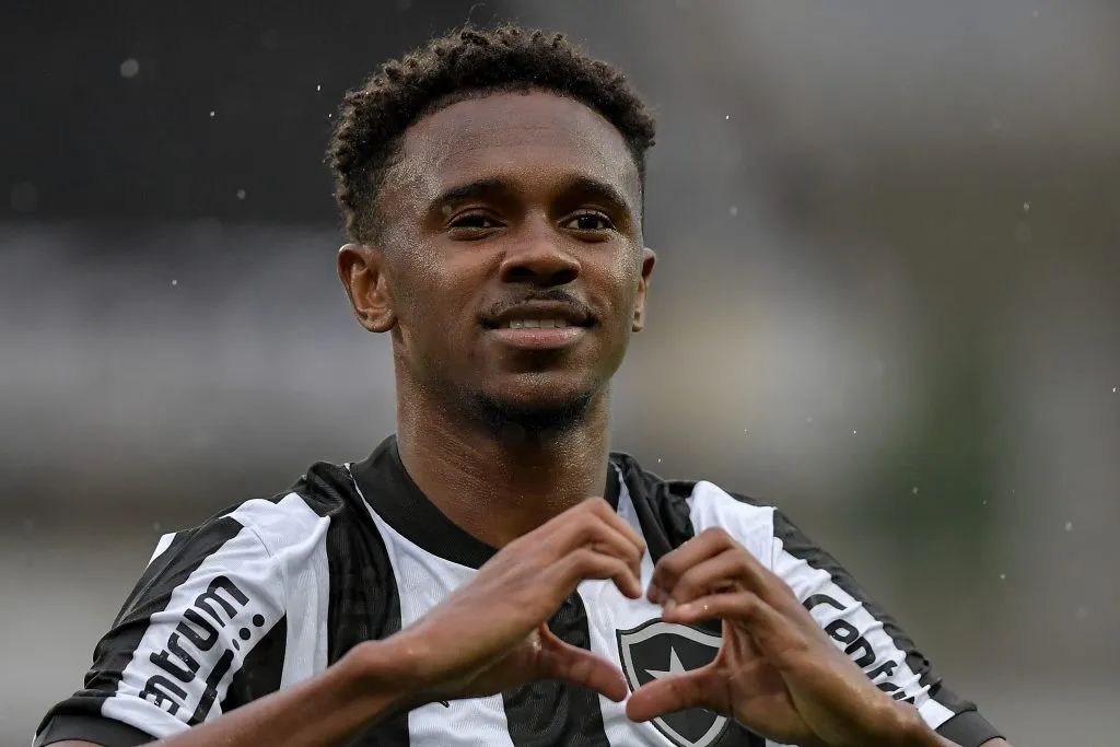 Atacante Jeffinho marcou o segundo gol do Botafogo contra o Bahia. Foto: Thiago Ribeiro/AGIF