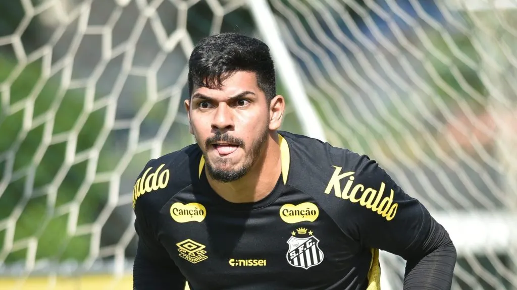 Foto: JOTA ERRE/AGIF – João Paulo é indicado para reforçar o Palestra pelo apresentador Neto.