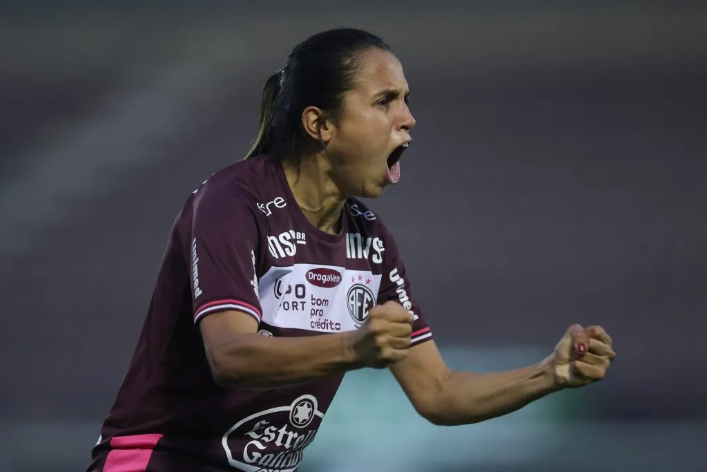 Jogadora Ferroviária. Foto: Pedro Zacchi/AGIF