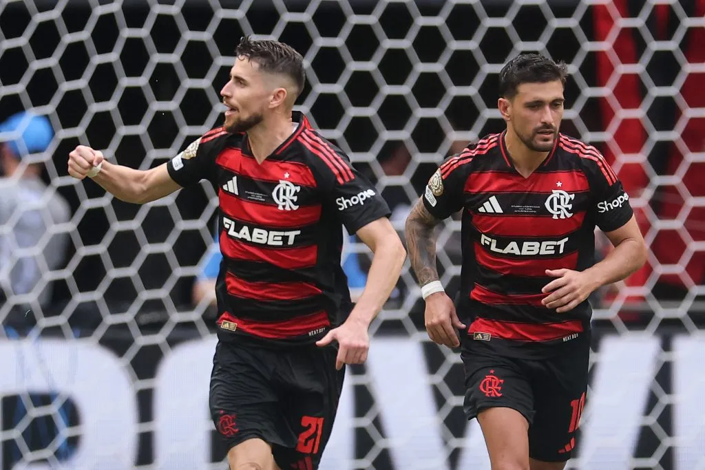 Jorginho jogador do Flamengo após marcar no Mundial. (Photo by Michael Reaves/Getty Images)