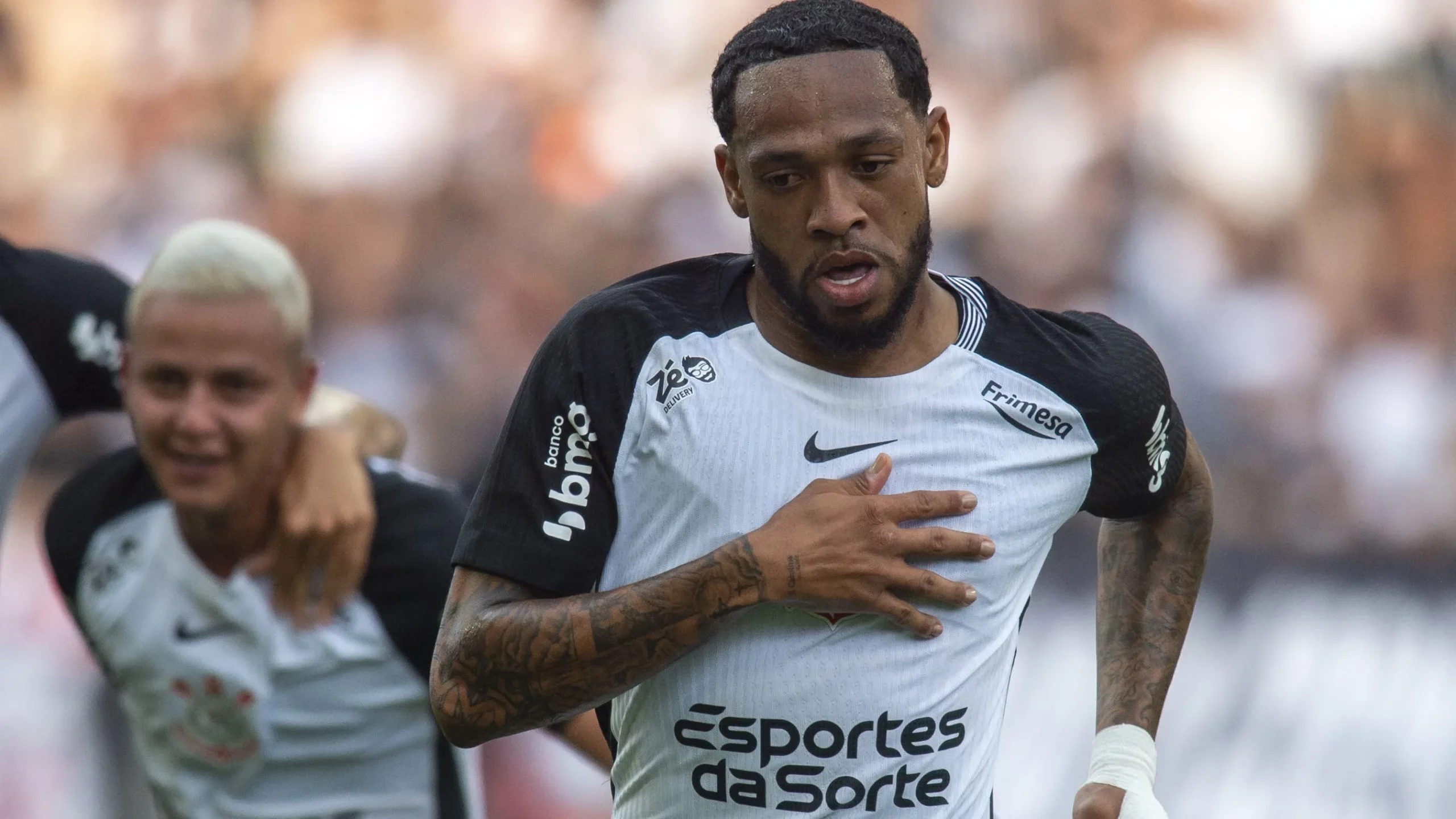 SP – SAO PAULO – 07/12/2025 – BRASILEIRO A 2025, CORINTHIANS X JUVENTUDE –  Jose Martinez  jogador do Corinthians comemora seu gol durante partida contra o Juventude no estadio Arena Corinthians pelo campeonato Brasileiro A 2025. Foto: Anderson Romao/AGIF