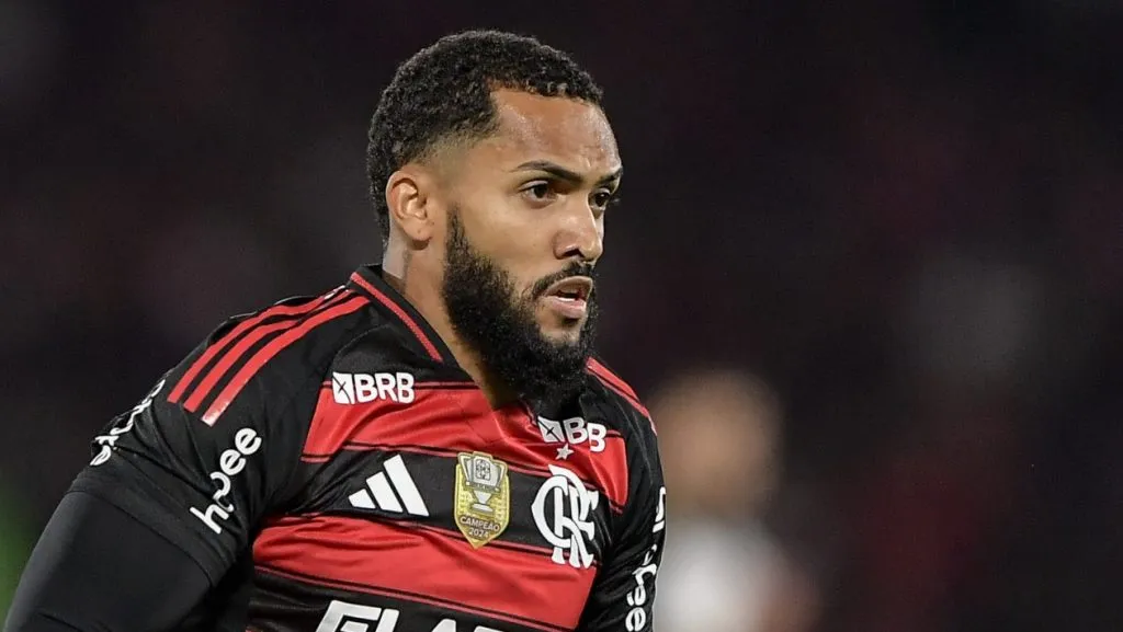 Juninho jogador do Flamengo durante partida contra o Atletico-MG no estadio Maracana pelo campeonato Brasileiro A 2025.  Foto: Thiago Ribeiro/AGIF