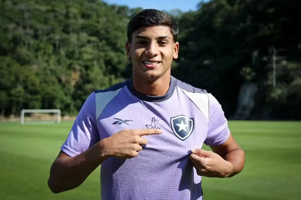 Kadu botafogo – Foto: Vitor Silva/Botafogo
