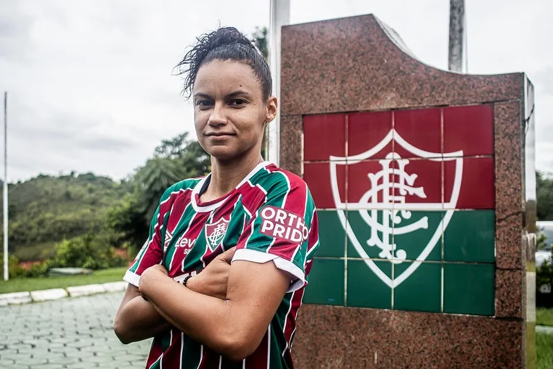 Karina, meia do Fluminense durante após sua apresentação a imprensa em janeiro de 2024. Foto: Marina Garcia/FFC