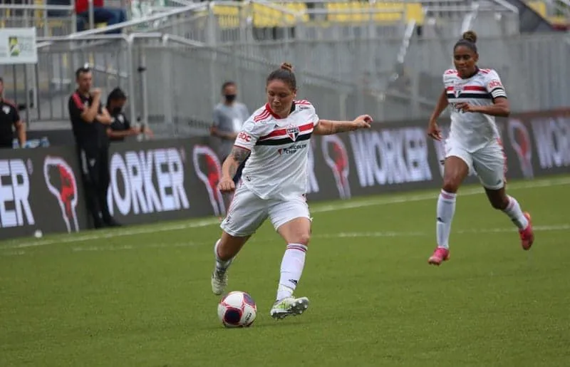 “Lei da ex” pode surgir. Foto: Gabriela Monsanto/saopaulofc