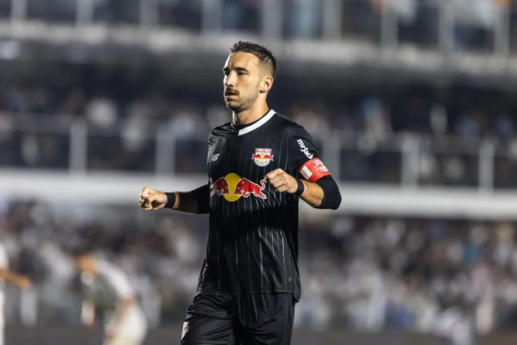 Foto: Abner Dourado/AGIF – Léo Ortiz deverá ser reforço do Flamengo