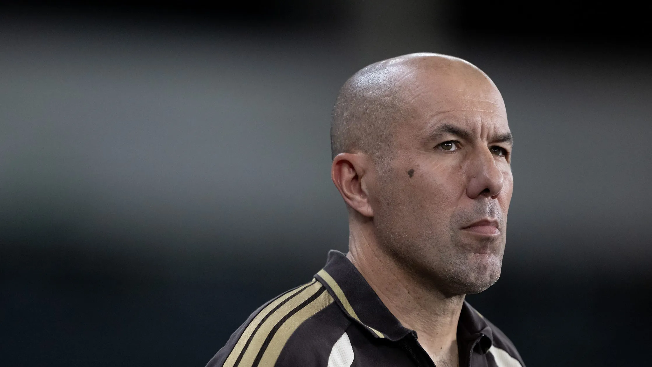 Foto: Jorge Rodrigues/AGIF – Leonardo Jardim busca vitória para o Flamengo embalar no Brasileirão.