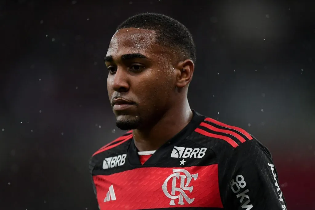 Lorran no Flamengo - Foto: Thiago Ribeiro/AGIF
