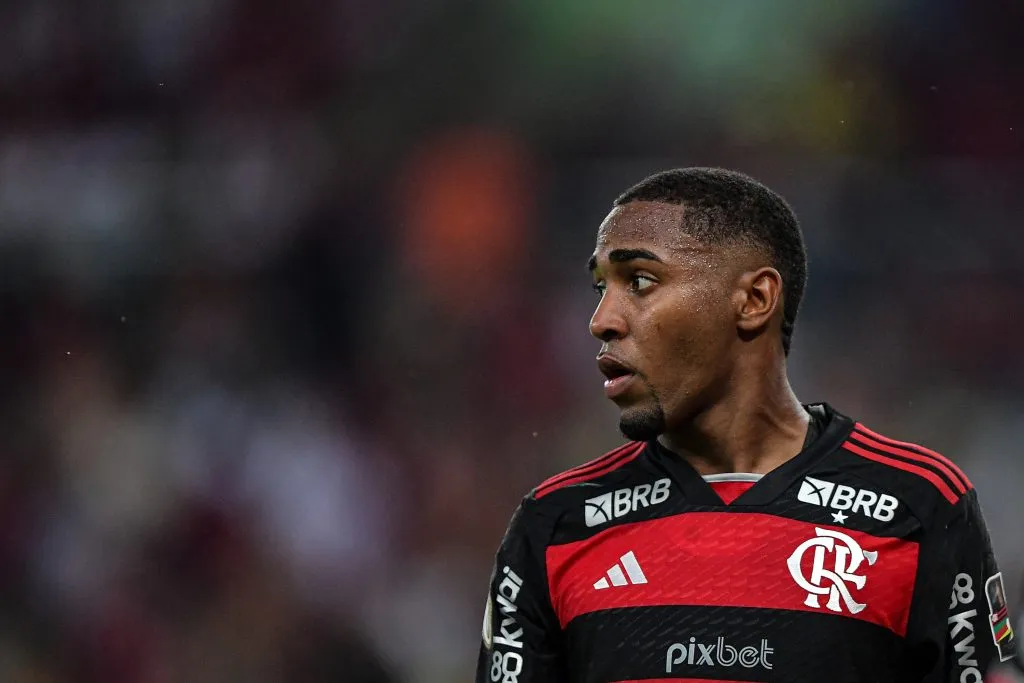 Lorran é uma das maiores joias atuais do Flamengo e já recebeu contato do Real Madrid – Foto: Thiago Ribeiro/AGIF