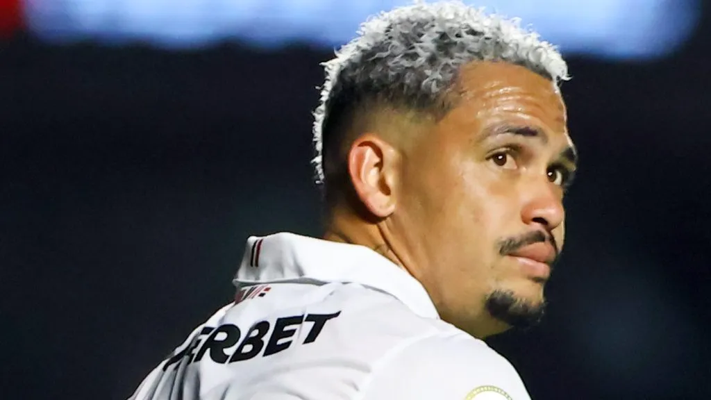 Luciano é alvo do Santos na temporada – Foto: Joisel Amaral/AGIF