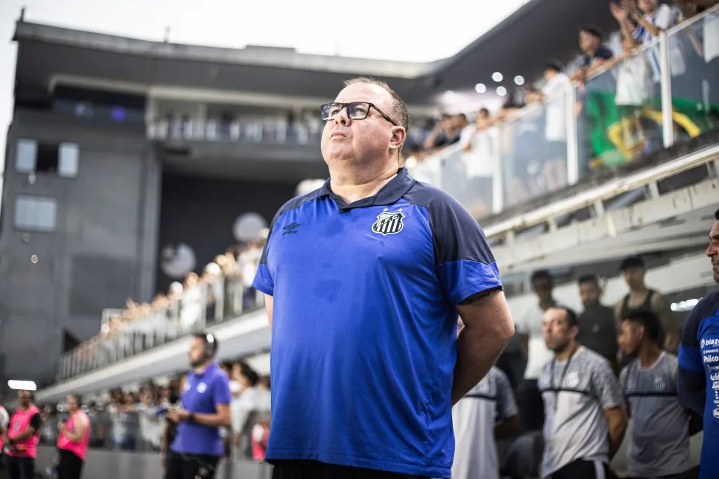 Marcelo Fernandes tecnico do Santos durante partida contra o Sao Paulo no estadio Vila Belmiro pelo campeonato Brasileiro A 2023. Foto: Abner Dourado/AGIF