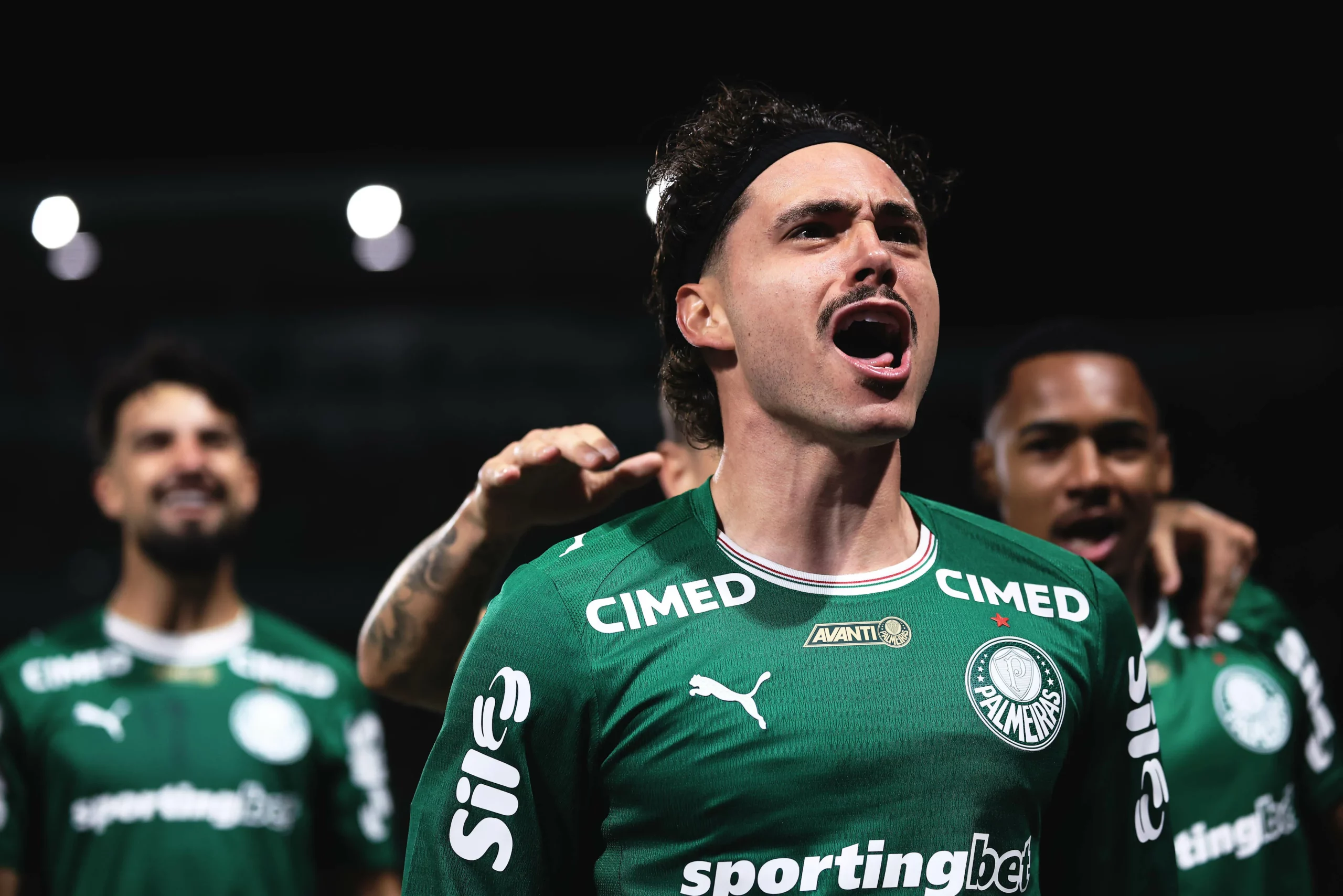 Mauricio comemora gol pelo Palmeiras. Foto: Ettore Chiereguini/AGIF