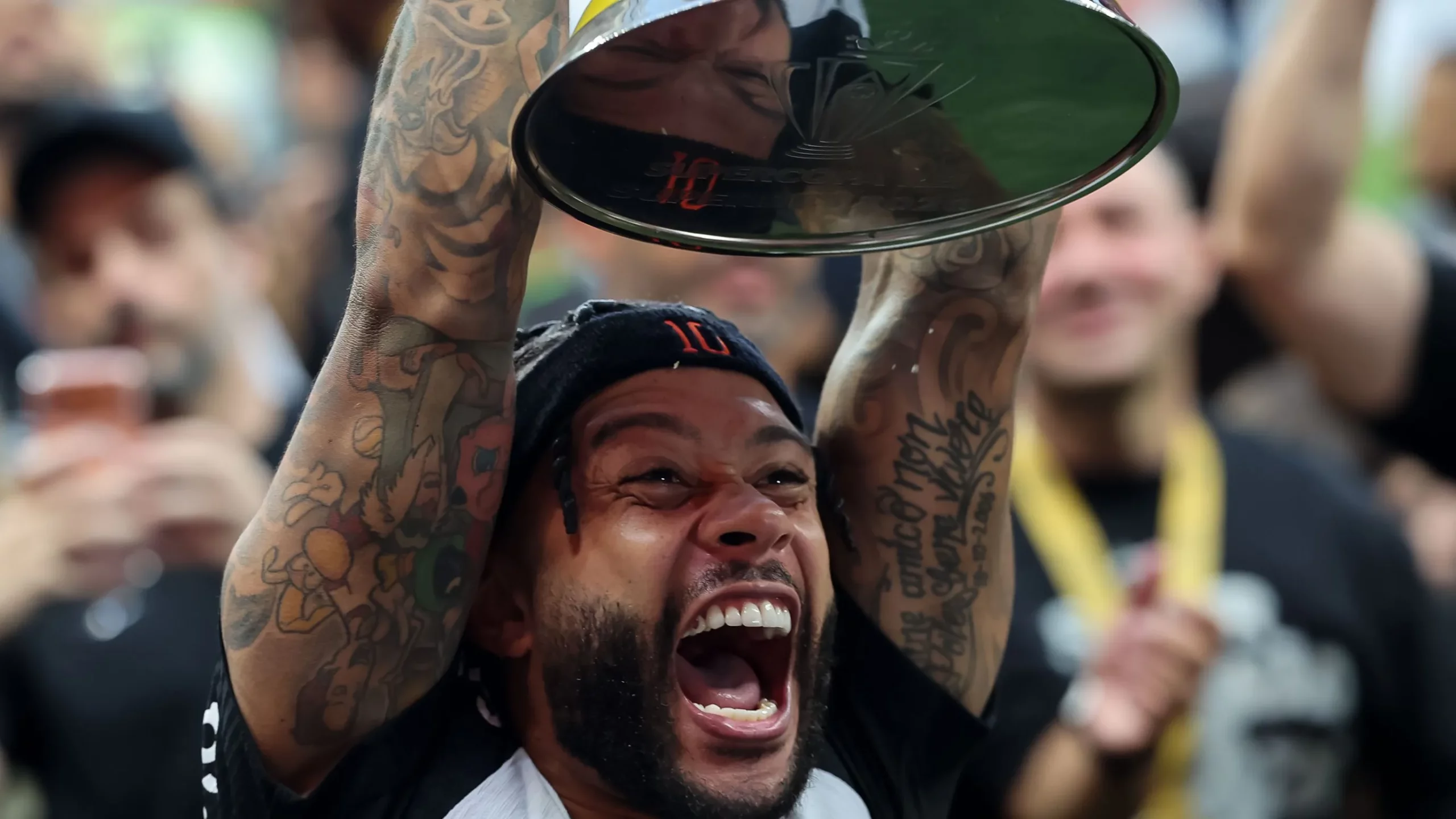 Memphis Depay. Foto: Mateus Bonomi/AGIF