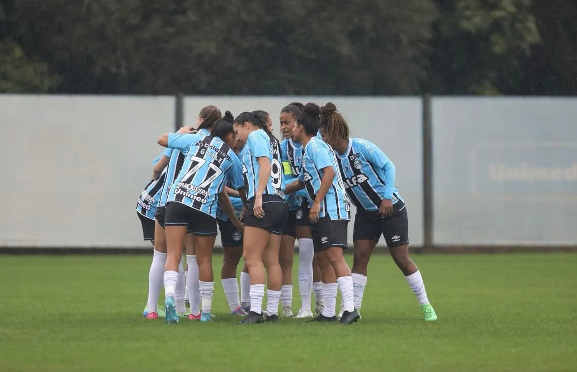 Mosqueteiras em campo. Foto: Caroline Motta/Grêmio