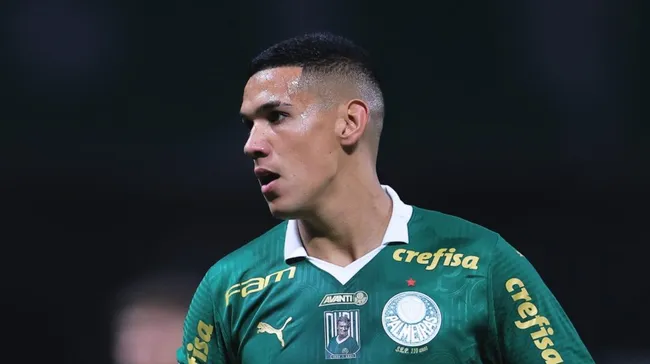 Foto: Ettore Chiereguini/AGIF – Naves, jogador do Palmeiras, deve ser emprestado na virada do ano.