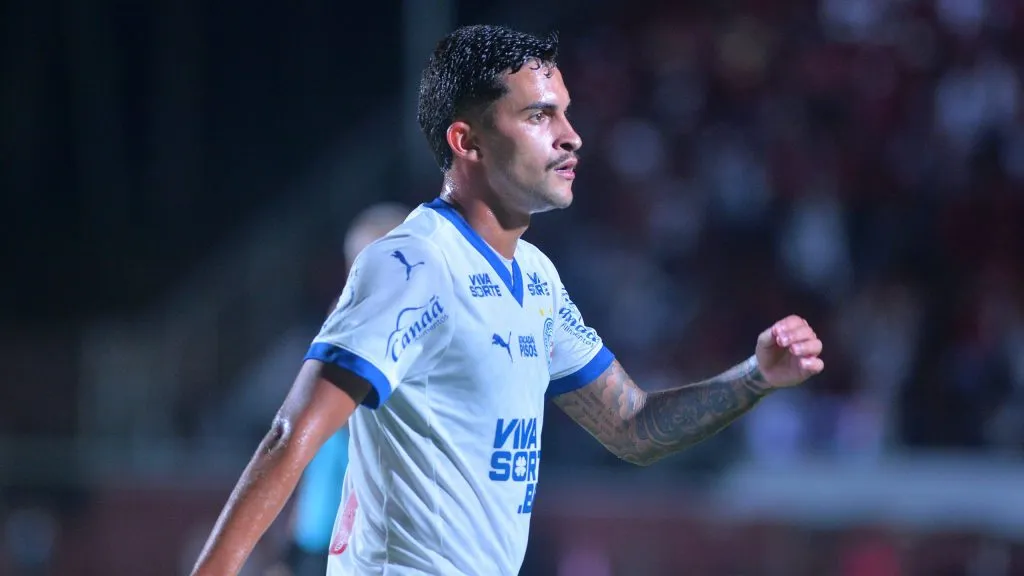 Rodrigo Nestor, jogador do Bahia, durante partida contra o Vitoria no estadio Barradao pelo campeonato Brasileiro A 2025. Foto: Walmir Cirne/AGIF
