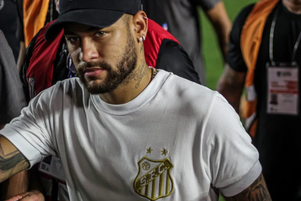 Foto: Reinaldo Campos/AGIF – Neymar fica mais distante de volta ao Santos