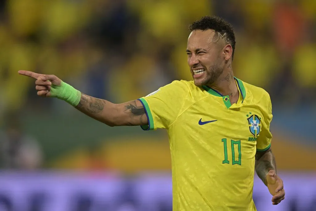 Voltando de lesão, Neymar deve ser convocado em próxima lista de Dorival Jr. Foto: Pedro Vilela/Getty Images.