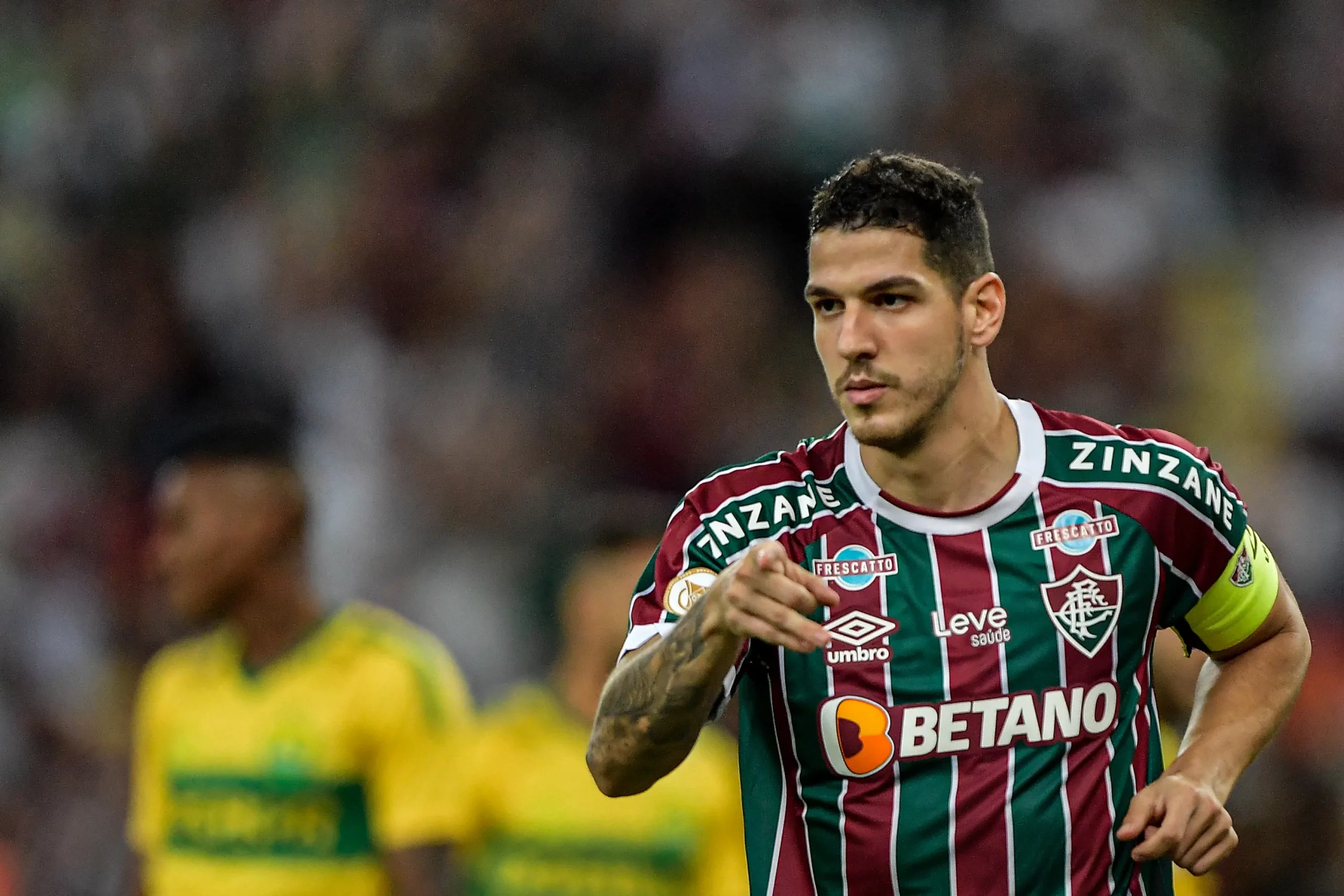 Nino é o principal alvo do Alviverde. Thiago Ribeiro/AGIF