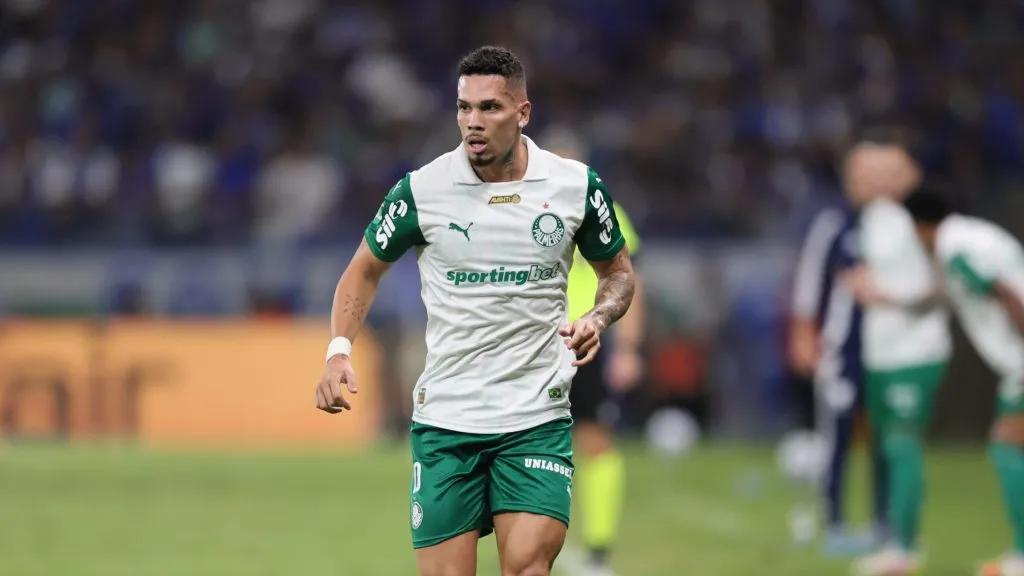 Paulinho pelo Palmeiras. Foto: Gilson Lobo/AGIF