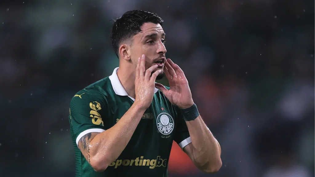 Piquerez jogando pelo Palmeiras. Foto: Ettore Chiereguini/AGIF
