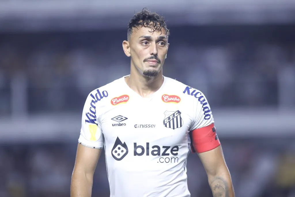 Pituca dá razão para as vaias da torcida e diz que o time está “entregando ao máximo”. Foto: Reinaldo Campos/AGIF