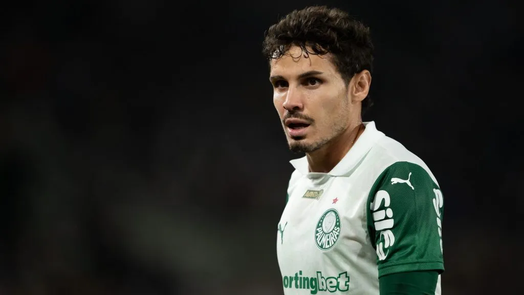Raphael Veiga deve deixar o Palmeiras no final do ano  – Foto: Jorge Rodrigues/AGIF