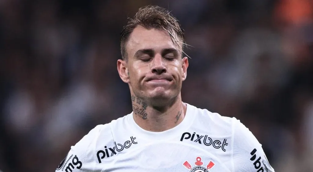 Roger Guedes é um dos alvos do Grêmio. Foto: Ettore Chiereguini/AGIF