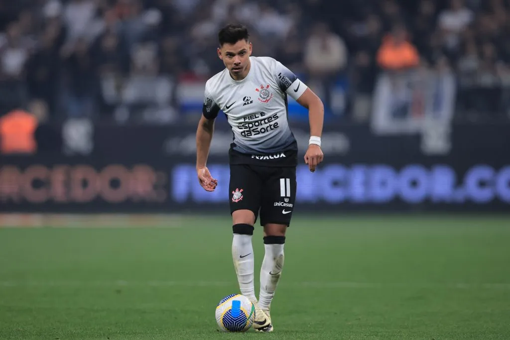 Romero durante o confronto com o Grêmio. Foto: Ettore Chiereguini/AGIF
