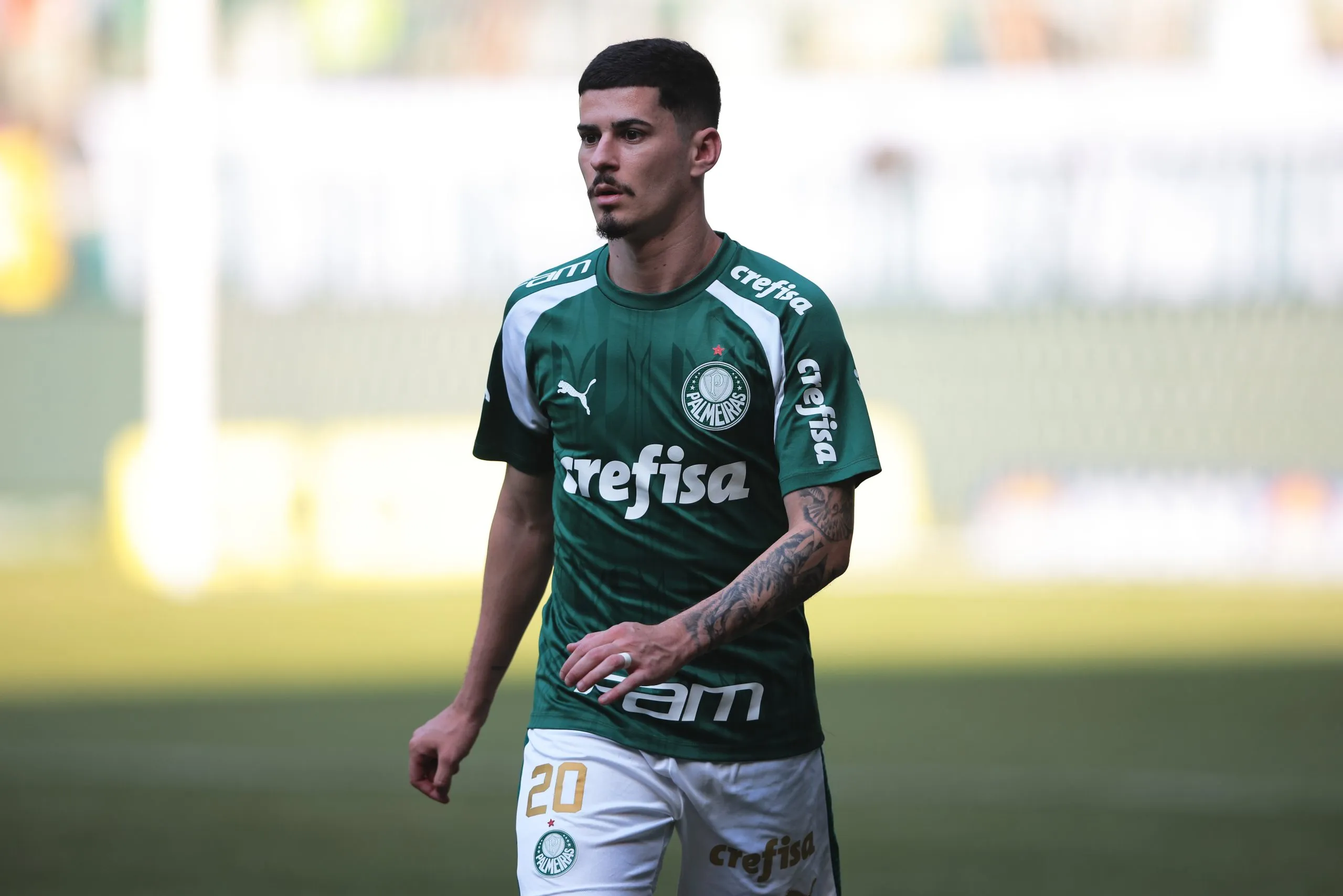 O meia Rômulo ainda nos tempos de Palestra Itália. Foto: Ettore Chiereguini/AGIF