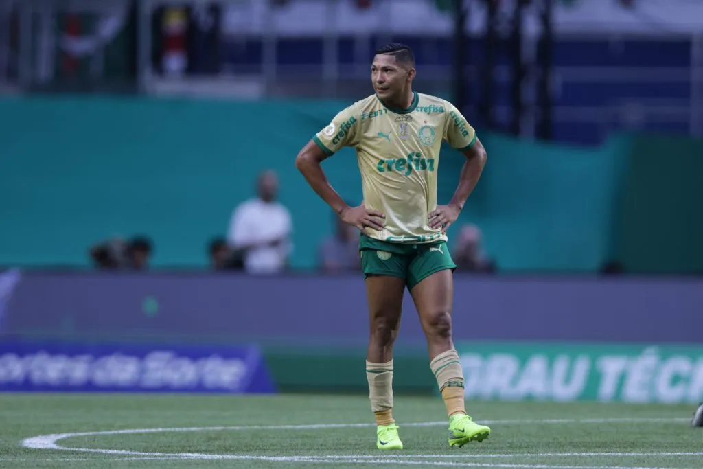 Rony durante jogo pelo Palmeiras. Foto: Ettore Chiereguini/AGIF