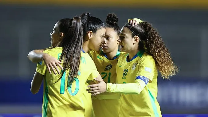 Seleção Feminina vence Paraguai. Fotos :Lívia Villas Boas/ CBF