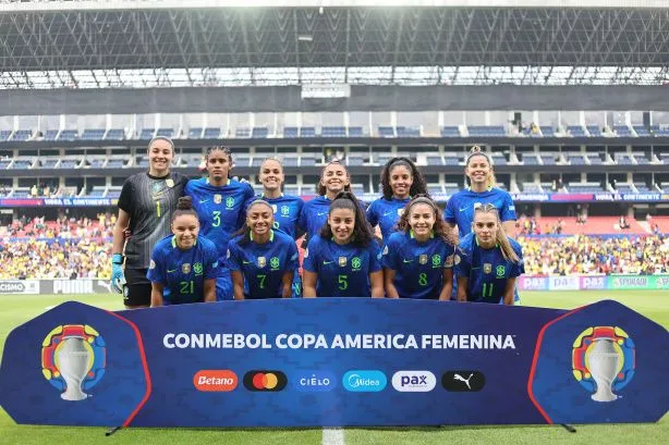 Seleção brasileira na final da Copa América. Foto: Lívia Villas Boas/CBF