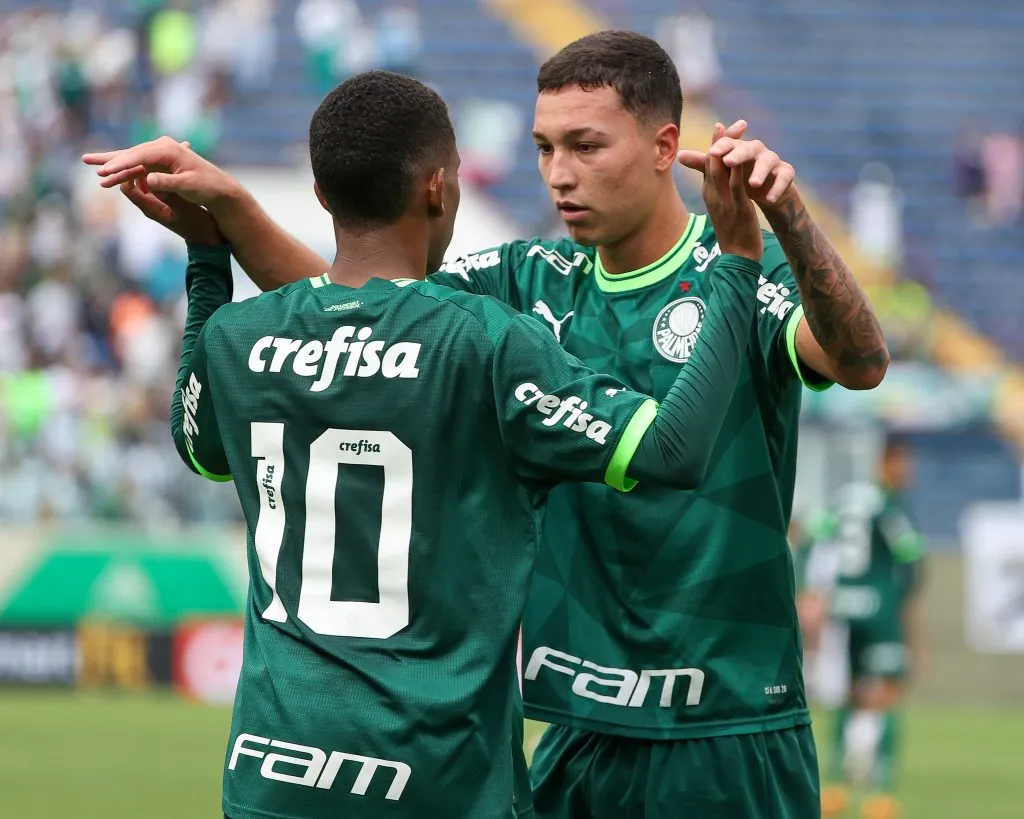 Thalys e Estêvão são duas joias promissoras que podem render fortuna ao Palmeiras – Foto: Fabio Menotti/Palmeiras/by Canon