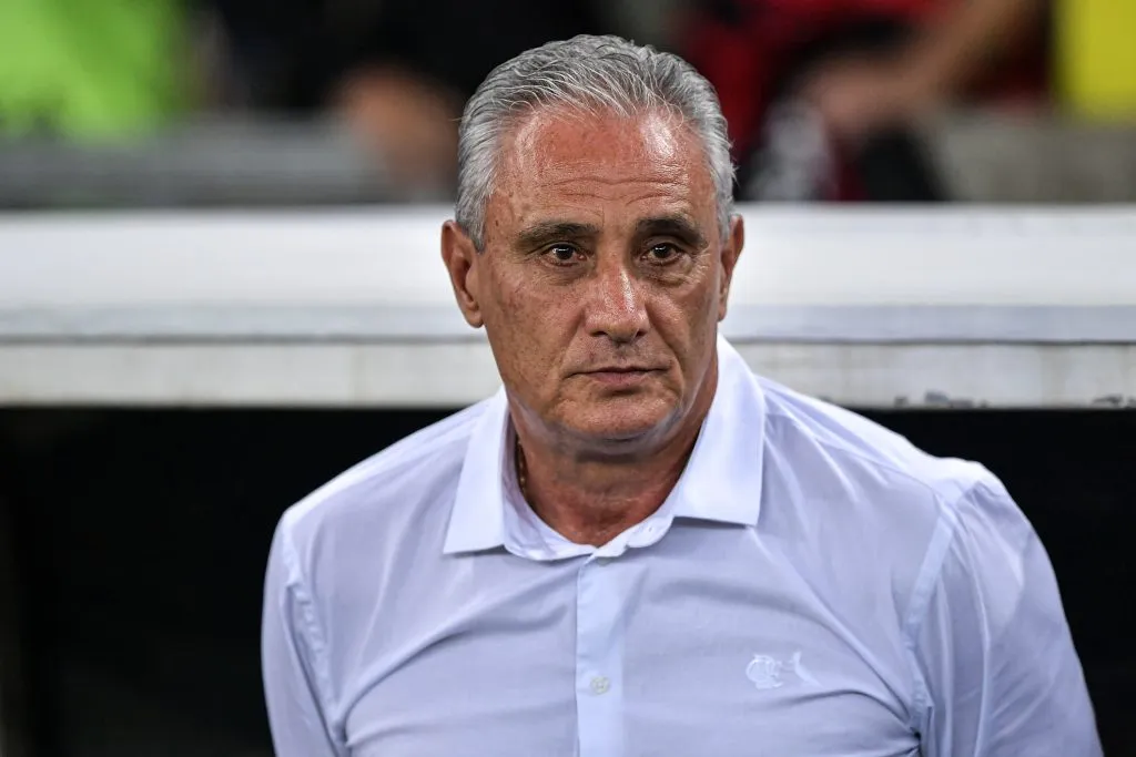 Tite em jogo do Flamengo. Foto: Thiago Ribeiro/AGIF