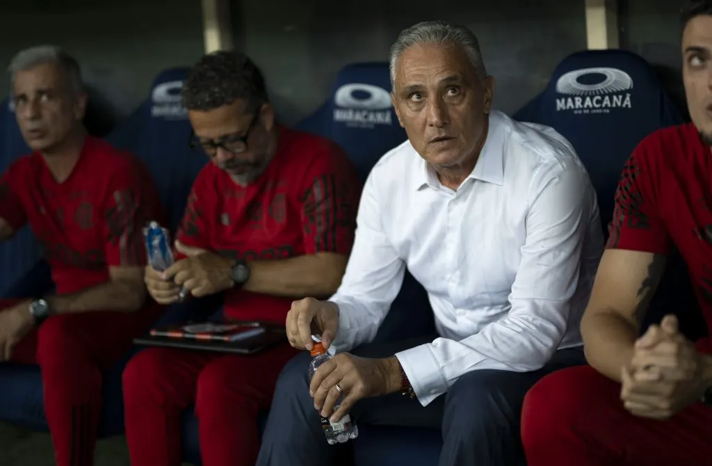 Tite tecnico do Flamengo durante partida contra o Fluminense no estadio Maracana pelo campeonato Brasileiro A 2023. Foto: Jorge Rodrigues/AGIF
