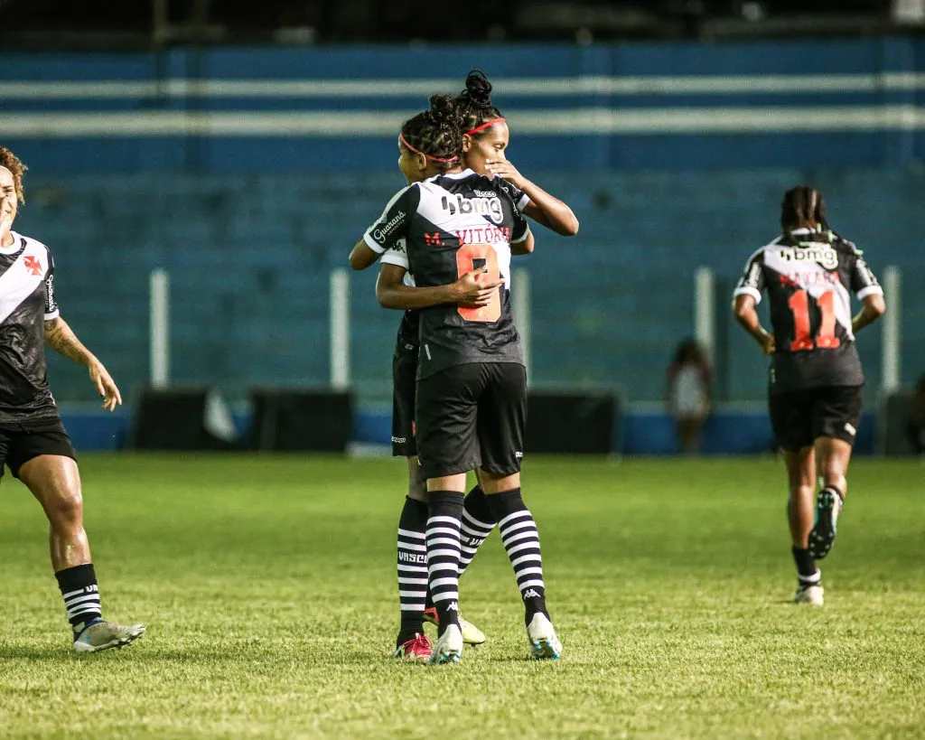 Jogadoras do Vasco. Foto: Marcos Junior/AGIF