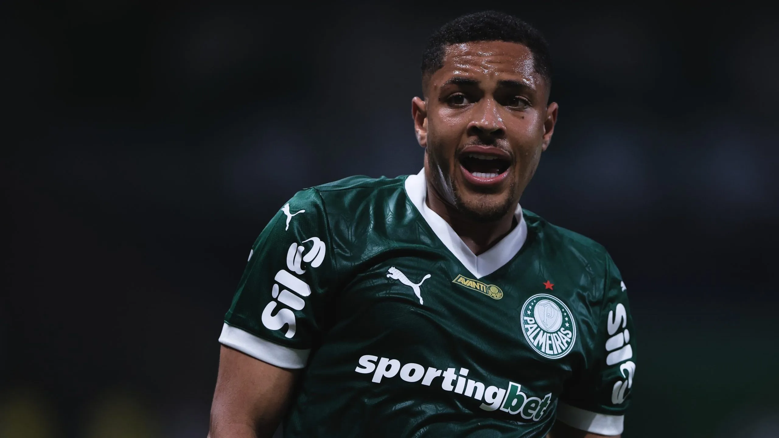 Vitor Roque jogador do Palmeiras durante partida contra o Corinthians no estadio Arena Allianz Parque pelo campeonato Paulista 2025. Foto: Ettore Chiereguini/AGIF