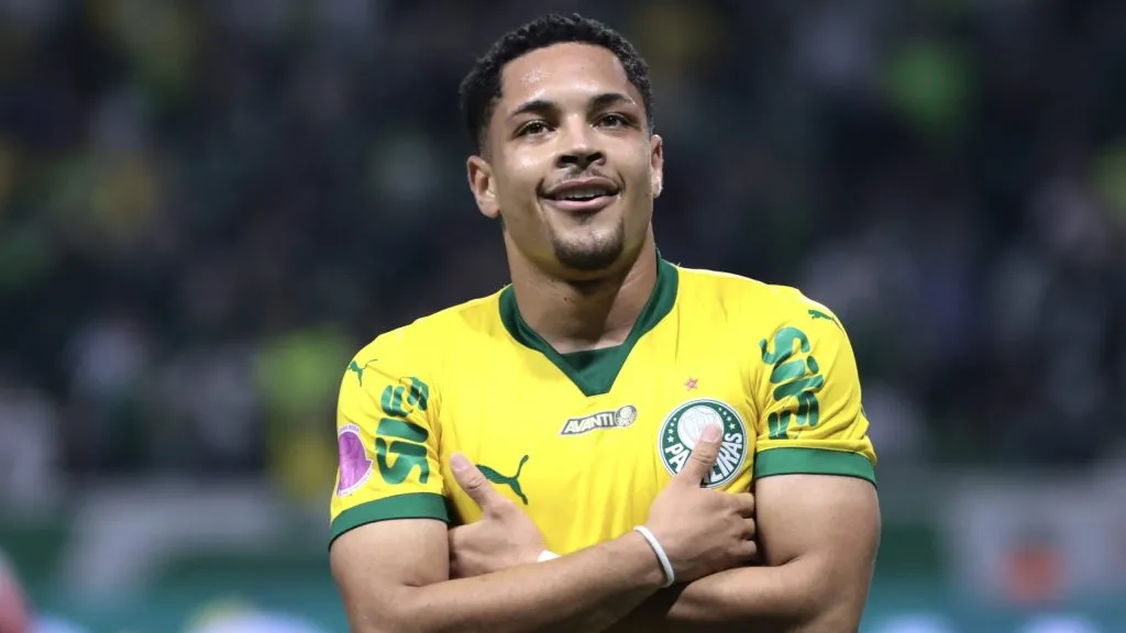 Vitor Roque será titular contra o Flamengo – Foto: Marcello Zambrana/AGIF
