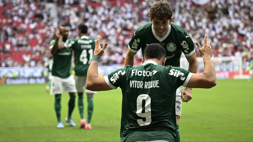 Vitor Roque