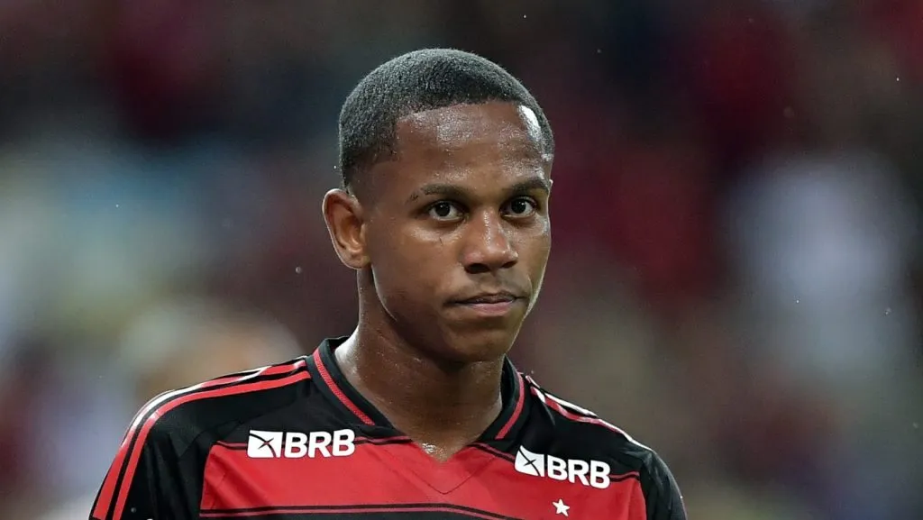 Wallace Yan jogador do Flamengo durante partida contra o Sampaio Correa no estadio Maracana pelo campeonato Carioca 2025.