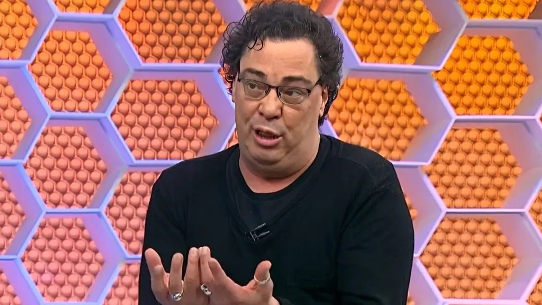 Casagrande não aliviou para Neymar - Foto: Reprodução/Globo.