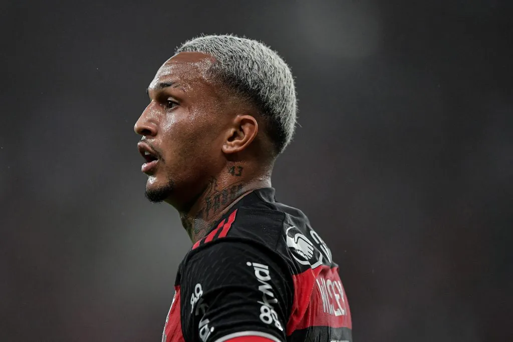 Wesley jogador do Flamengo durante partida contra o Atletico-MG no estadio Maracana pelo campeonato Brasileiro A 2024. Foto: Thiago Ribeiro/AGIF