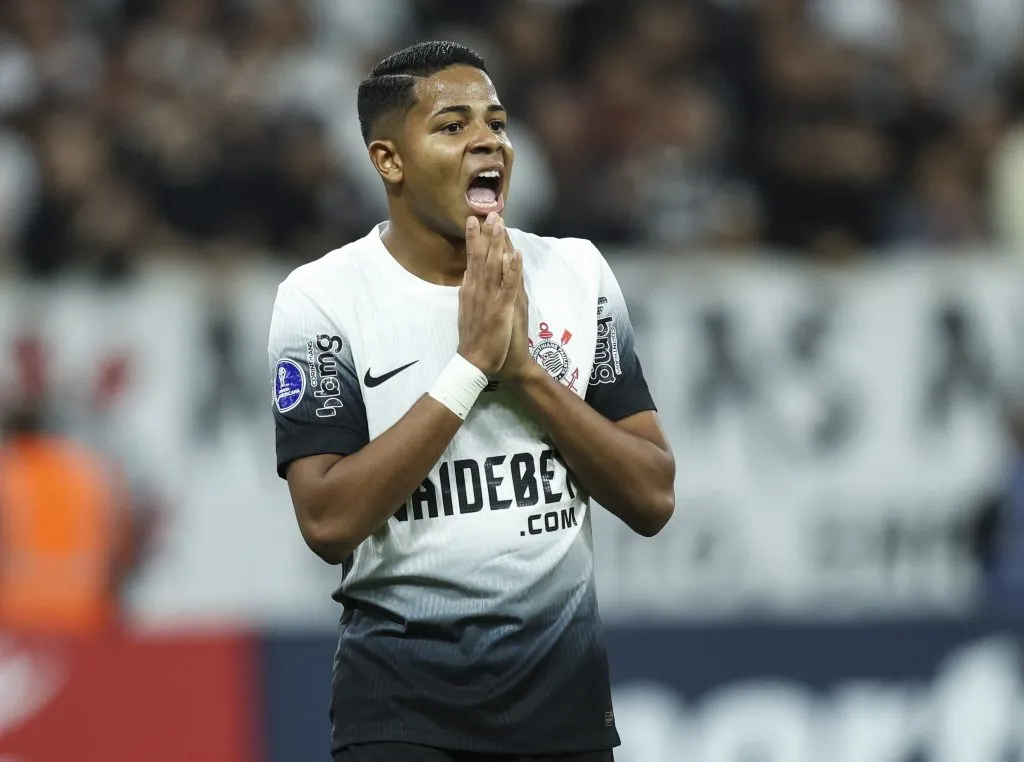 Wesley é revelado pelo Corinthians - (Photo by Alexandre Schneider/Getty Images)