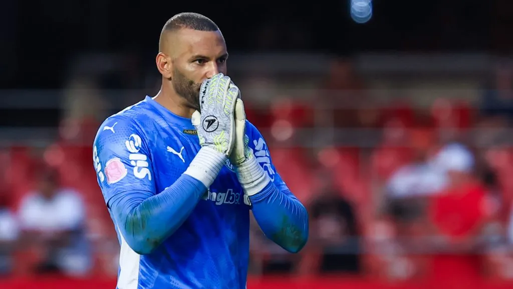 Weverton é o principal desfalque do Palmeiras contra o Flamengo – Foto: Marcello Zambrana/AGIF