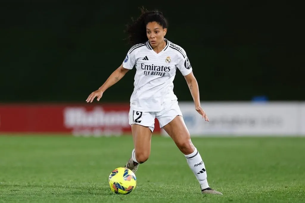 Ex-Corinthians, Yasmin, marcou um golaço sobre o Barça e foi destaque do Real Madrid no Campeonato Espanhol. Foto: Divulgação/Real Madrid