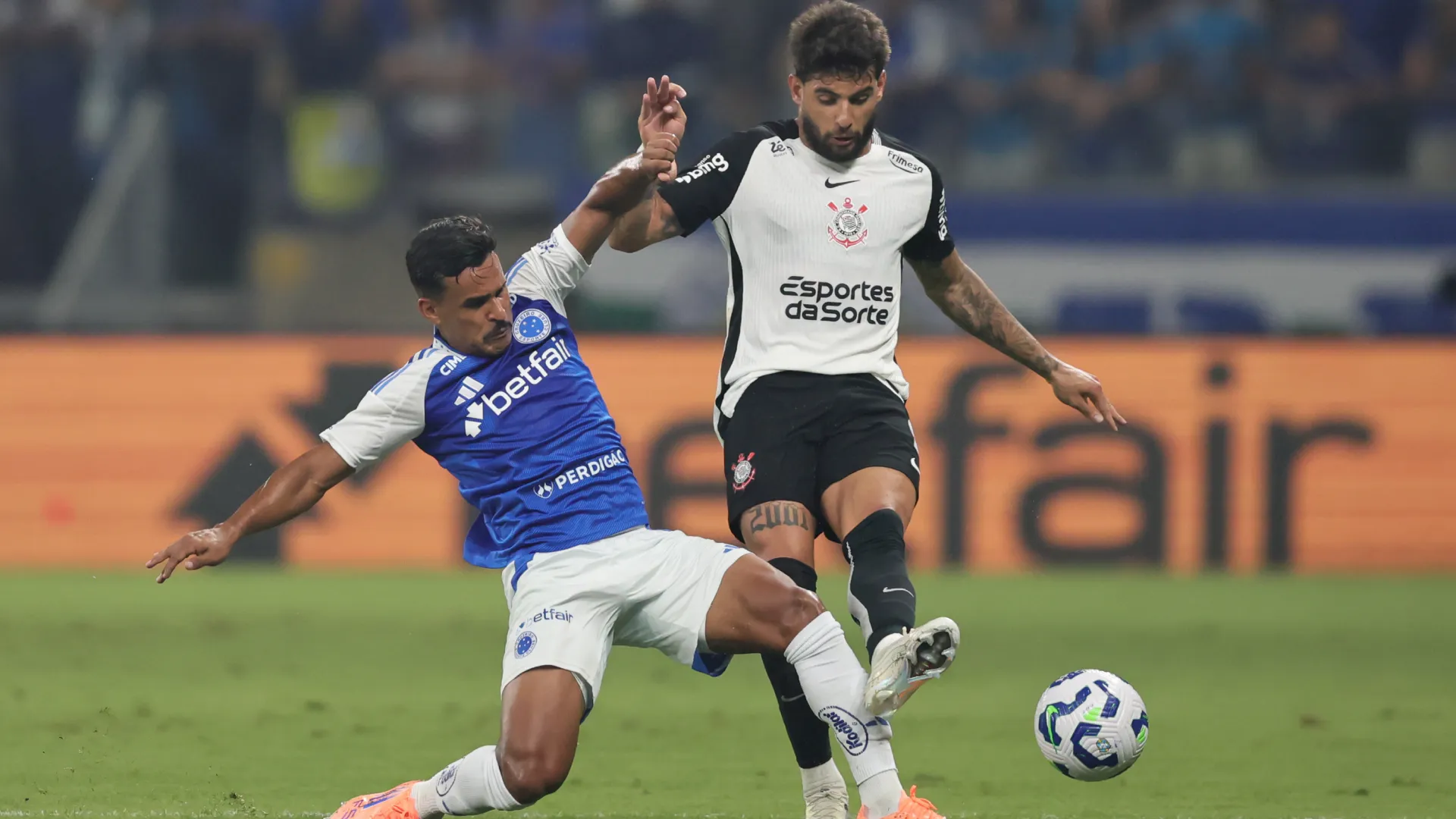 Yuri Alberto durante a partida entre Cruzeiro x Corithians – Foto: Gilson Lobo/AGIF