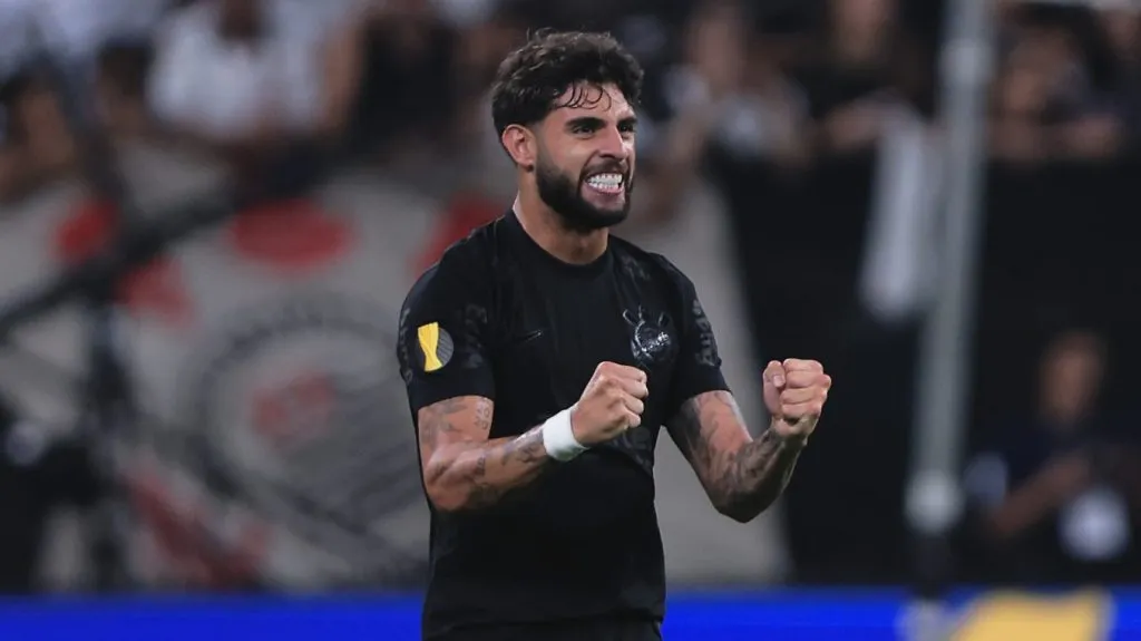 Yuri Alberto jogador do Corinthians comemora seu gol – Foto: Ettore Chiereguini/AGIF