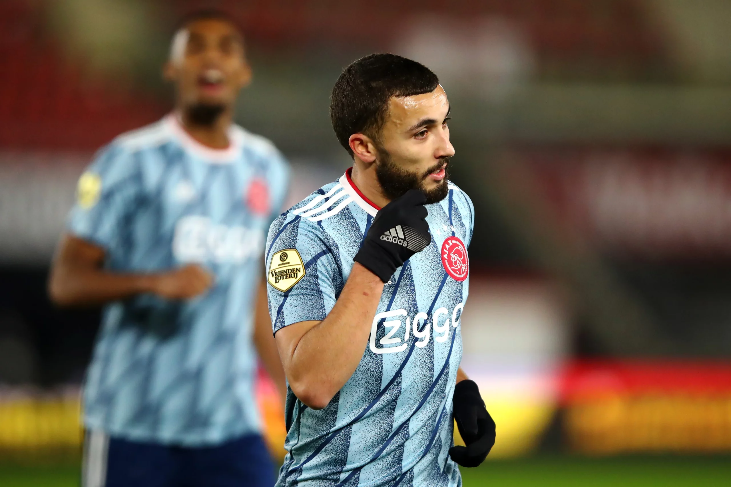 Zakaria Labyad comemora gol pelo Ajax. Photo by Dean Mouhtaropoulos/Getty Images